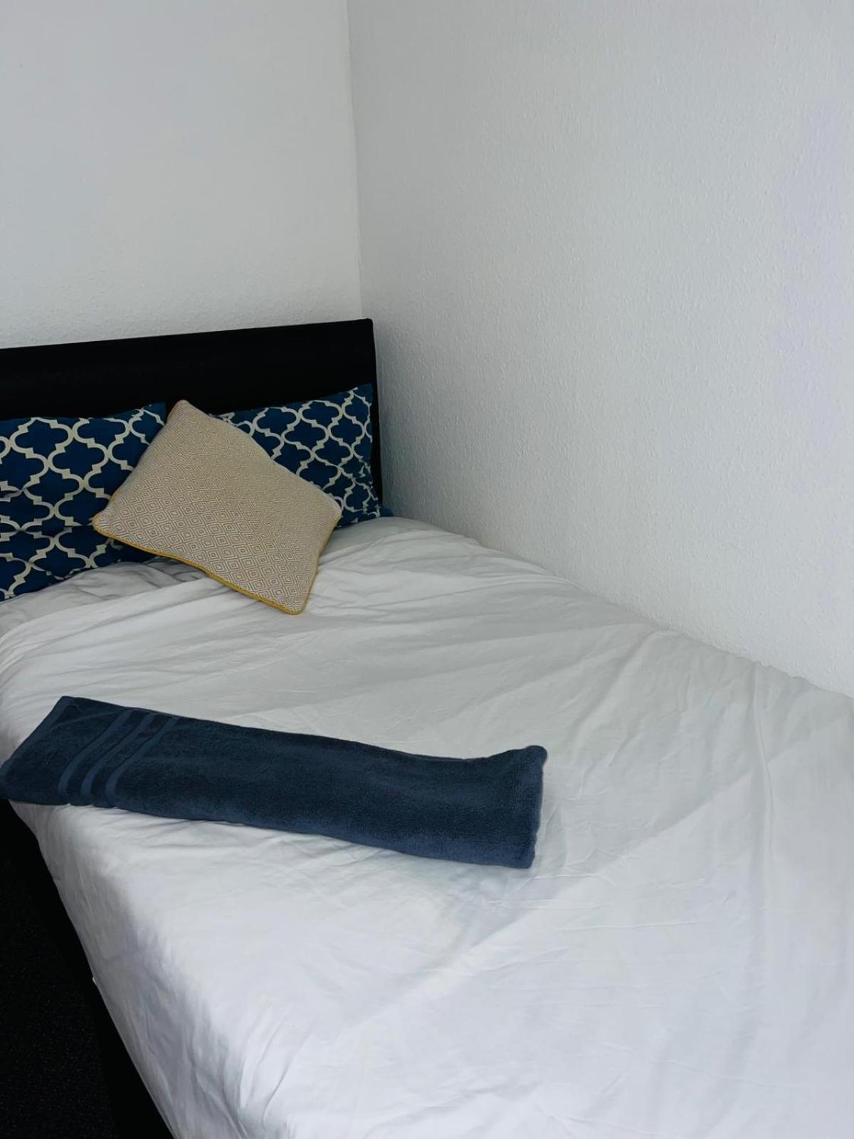Grantham Park House Aparthotel Coventry Bagian luar foto